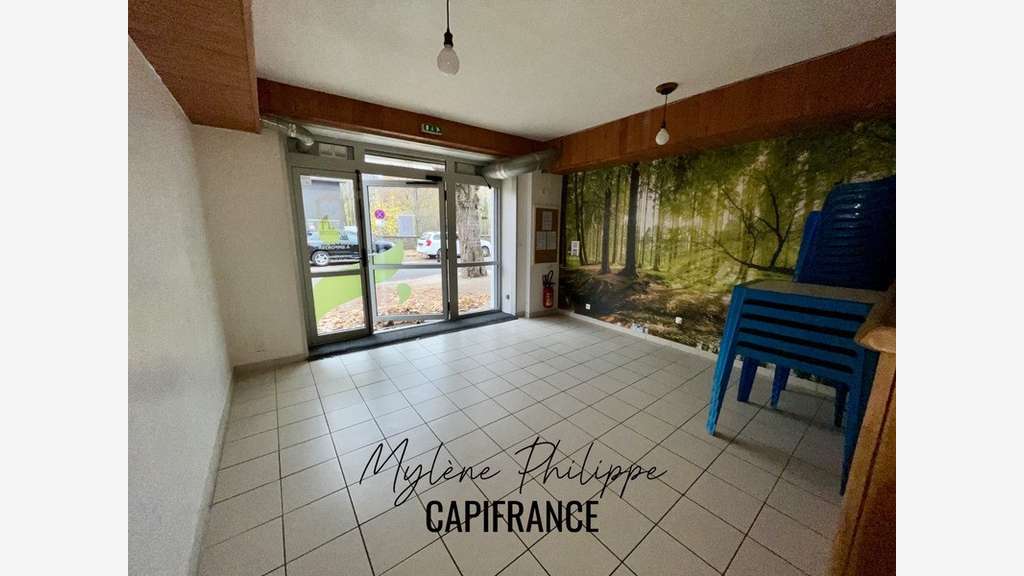 AV murs commerciaux 105m² St-Bonnet-en-Champsaur
