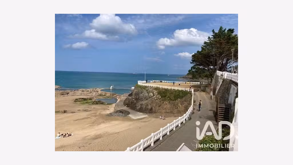 AV FDC tabac presse empl exceptionnel à Saint-Malo