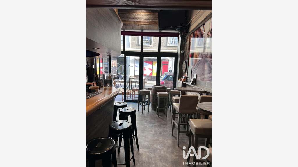 Vente bar licence IV terrasse à Tours centre