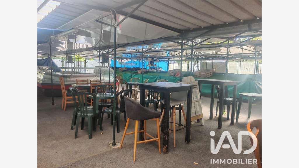 Vente lot de 2 buvettes sur 2 marchés à Yerres