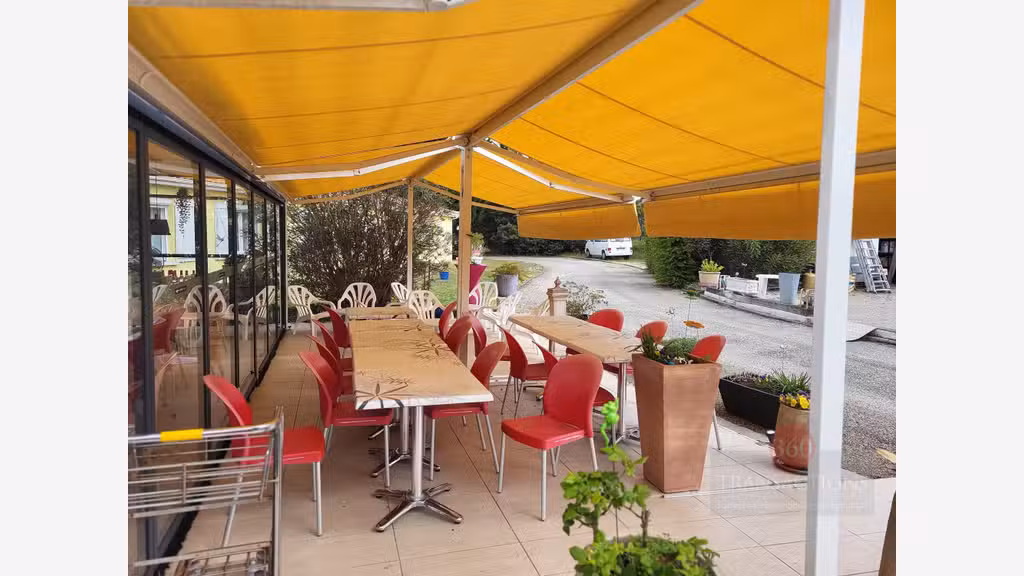 Hôtel sur terrain de plus de 6ha proche Bordeaux