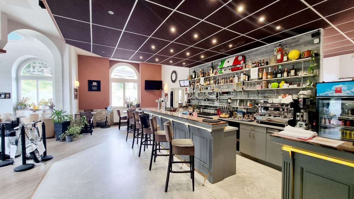 Vente restaurant pizzeria murs + fonds Valserhône