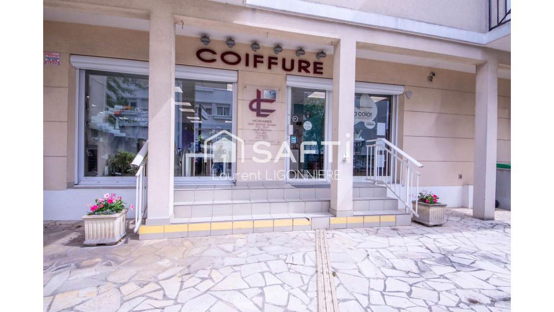 Vente salon de coiffure à Villecresnes centre