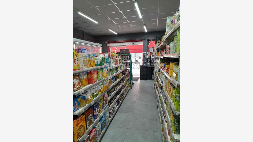 Reprise SPAR commune proche d'Aix en Provence (13)