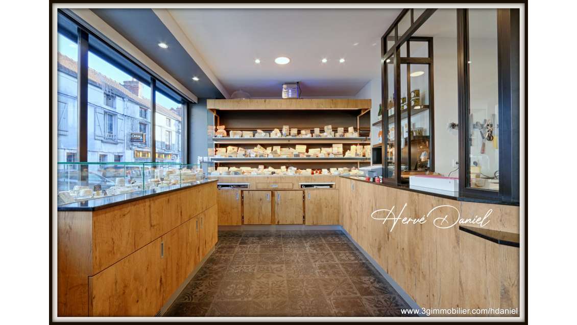 AV fromagerie crèmerie à Chevreuse rue principale
