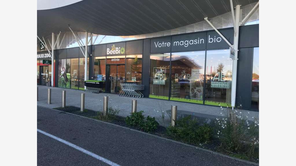 Magasin bio à vendre en zc la Teste de Buch (33)