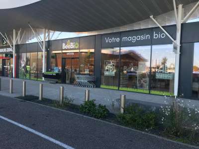 Magasin bio à vendre en zc la Teste de Buch (33)