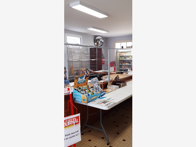Vente commerce multiservices dans village du 47