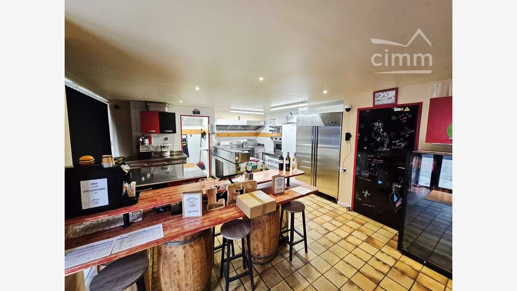Vente burger + food truck équipé Montignac-Lascaux