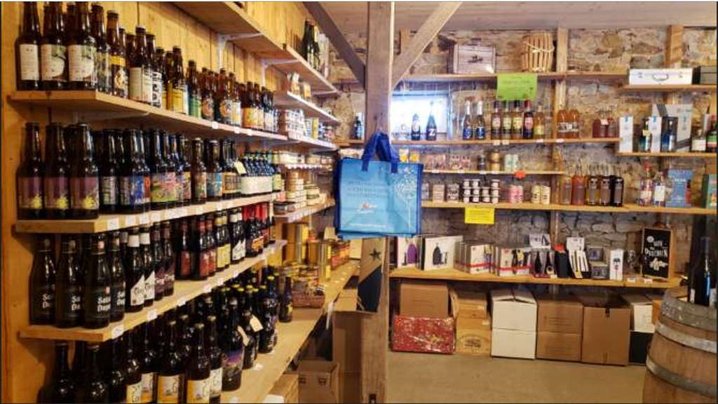 A vendre cave épicerie fine en Sud Mayenne (53)