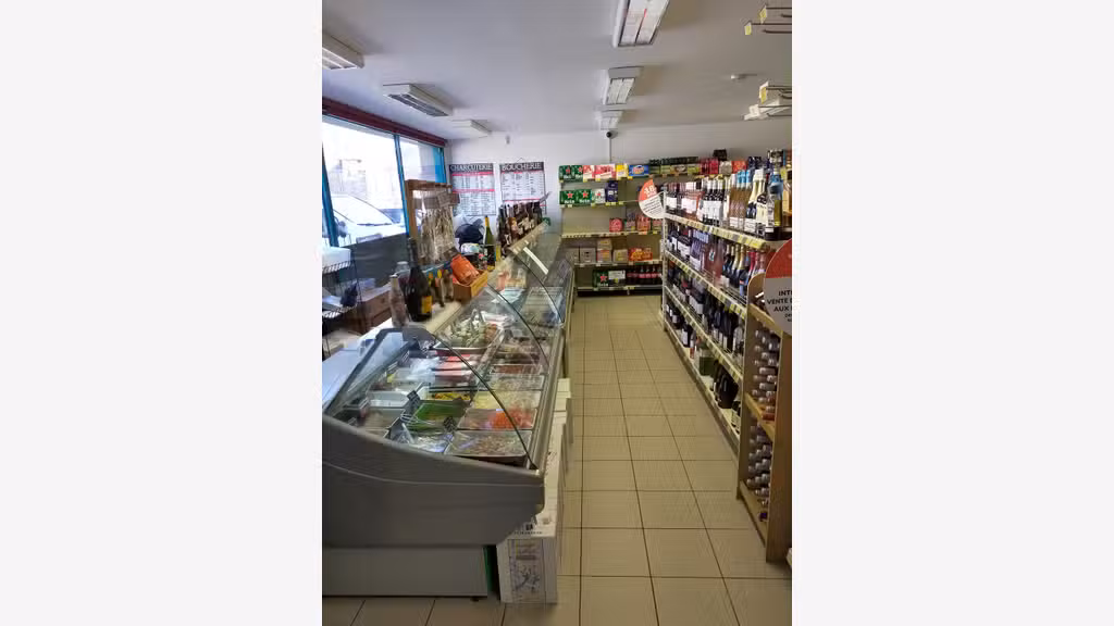 Cession supérette dans bourg région Saint-Malo