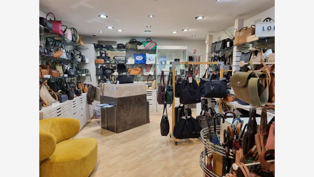 Vente fonds de commerce Maroquinerie à Manosque