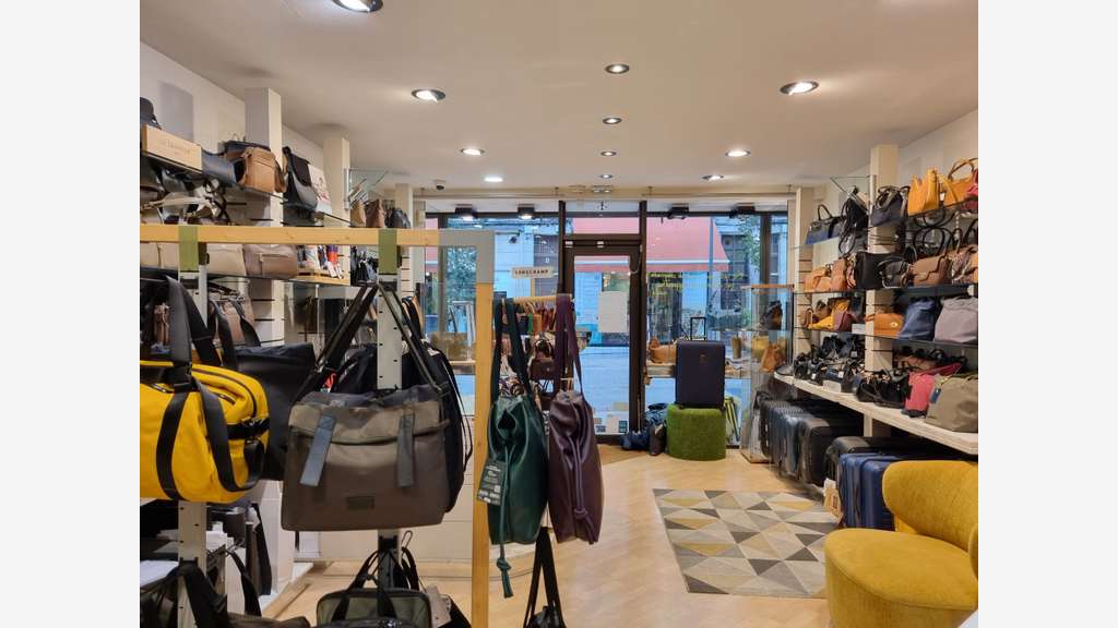 Vente fonds de commerce Maroquinerie à Manosque