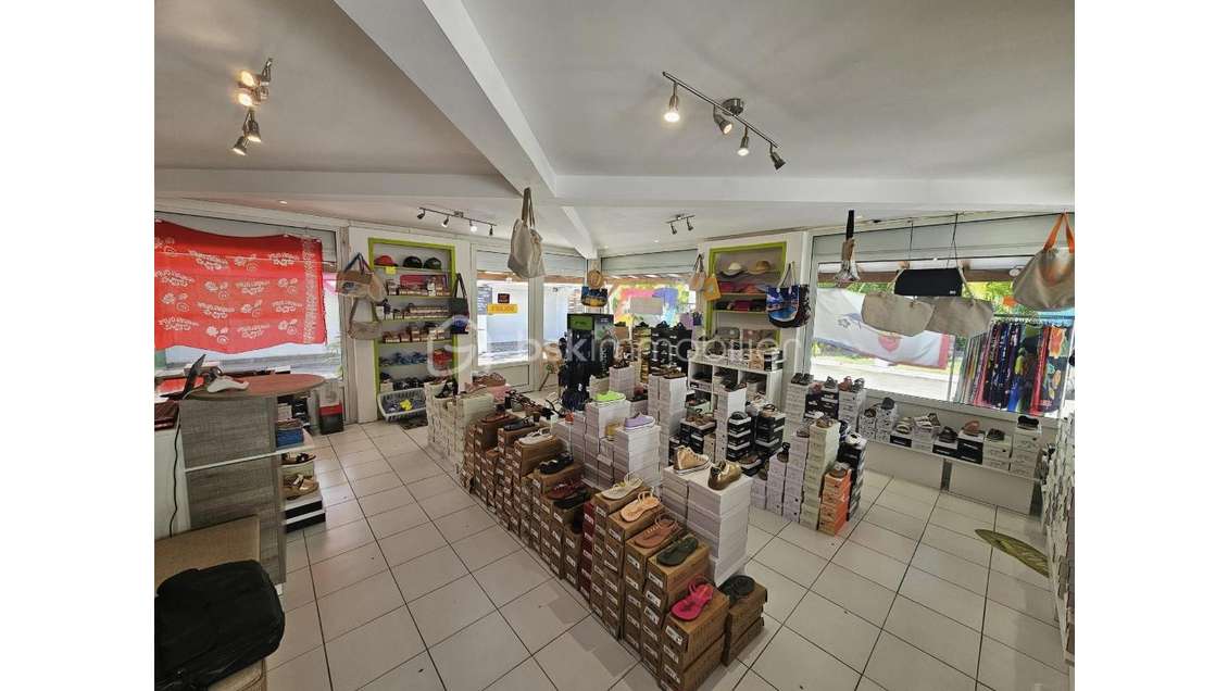 Vente FDC chaussures accessoires Saint François