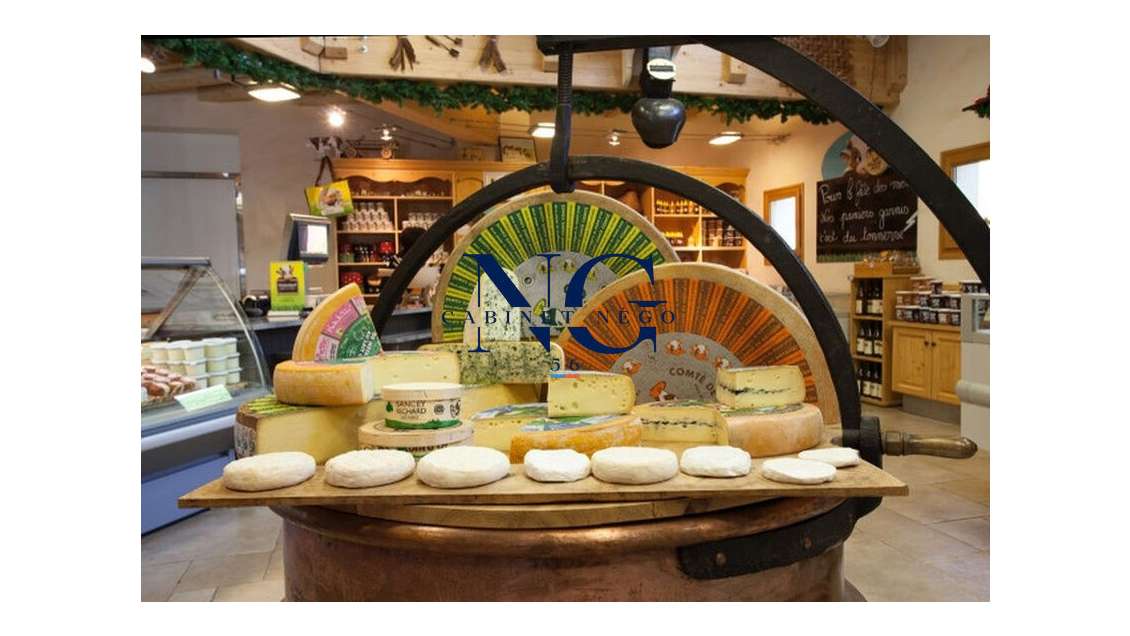 Vente commerce de bouche épicerie 70m² à Auray 