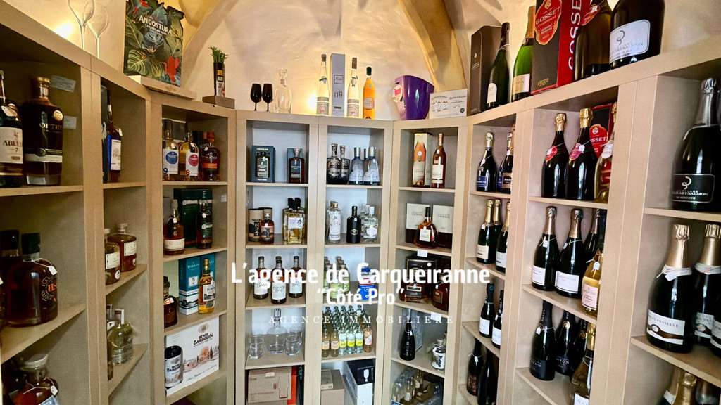A vendre cave à vin au centre de Carqueiranne