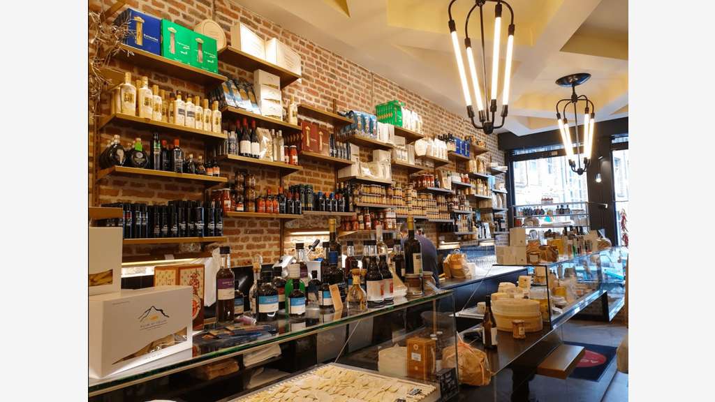 93- EPICERIE FINE - RESTAURATION en centre ville