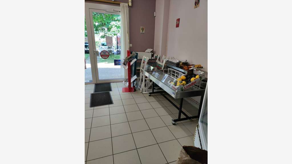 A vendre restaurant bar multiservices à Marnay