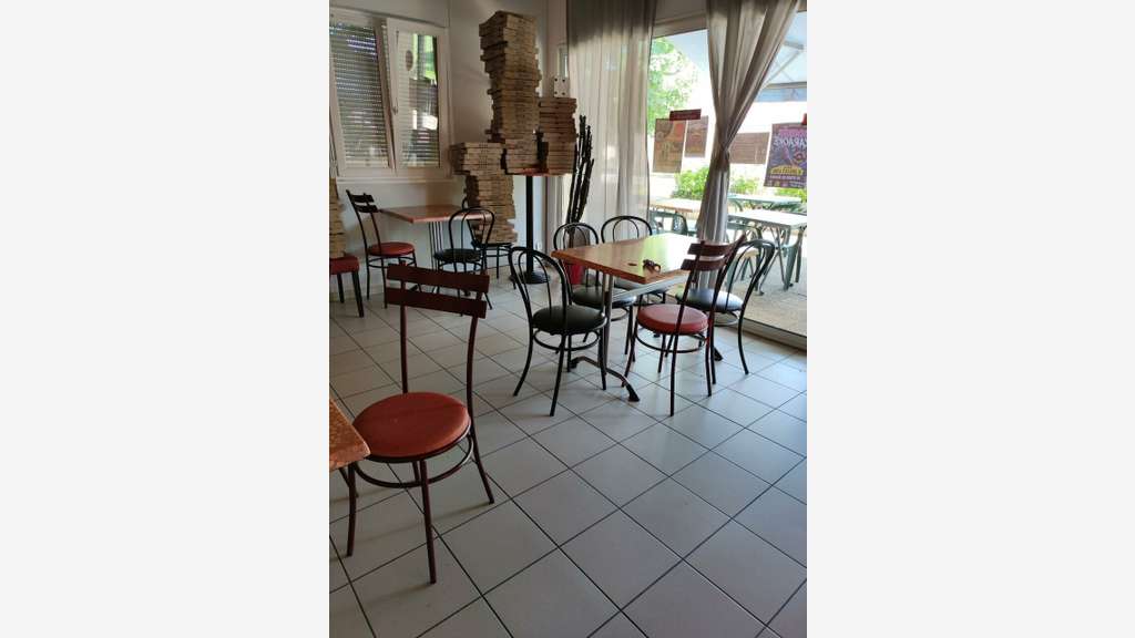 A vendre restaurant bar multiservices à Marnay