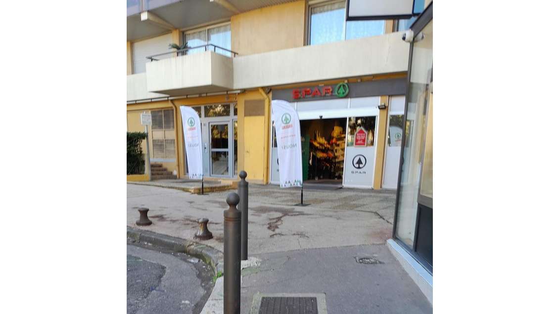Reprise FDC SPAR en centre ville de Marseille (13)