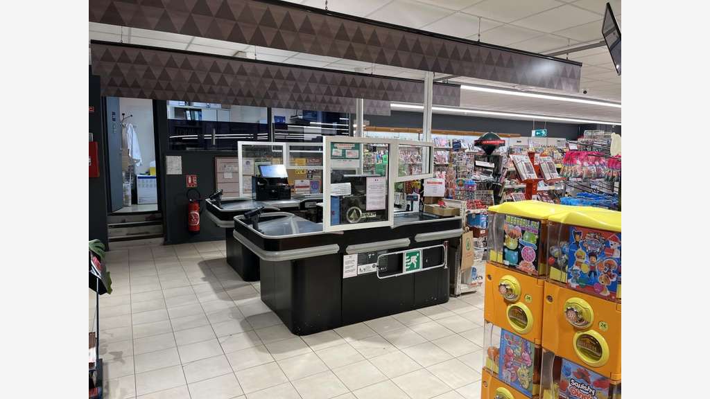 Opportunité Reprise - SPAR + Logement (Dordogne)