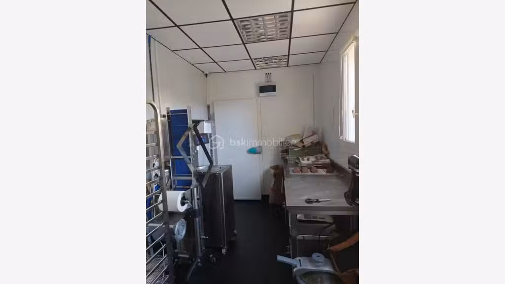 Vente fromagerie épicerie rue commerçante Plerin