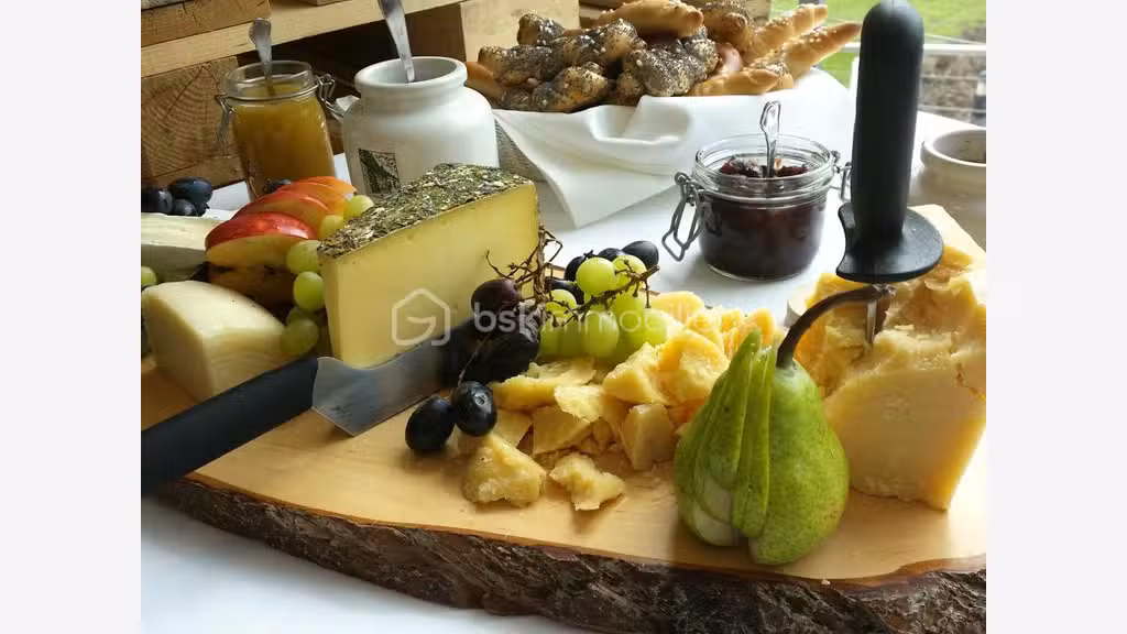 Vente fromagerie épicerie rue commerçante Plerin