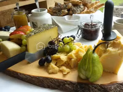 Vente fromagerie épicerie rue commerçante Plerin