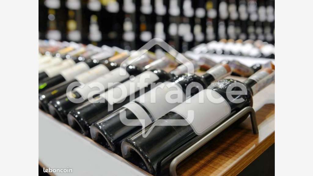 Vente cave à vins ville côtière autour de Quimper