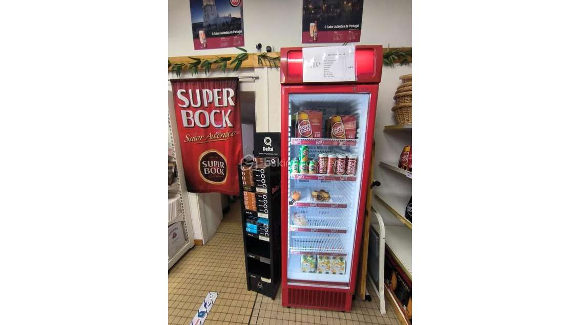 A vendre épicerie de 86m² en centre-ville de Sens