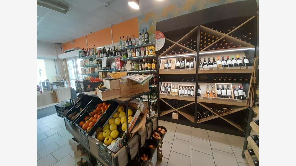AV commerce multiservices épicerie bar Surgères