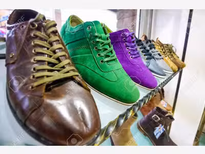 AV magasin de chaussures maroquinerie 30mn Nantes