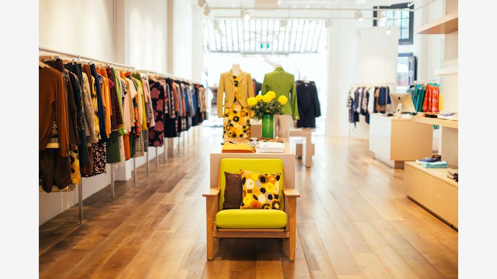Vente boutique de prêt à porter à Lyon Nord 