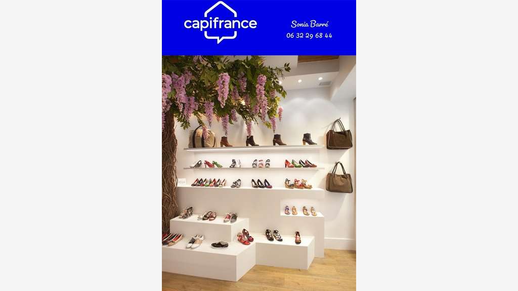 Vente beau magasin empl N°1 à Pont-l'Abbé