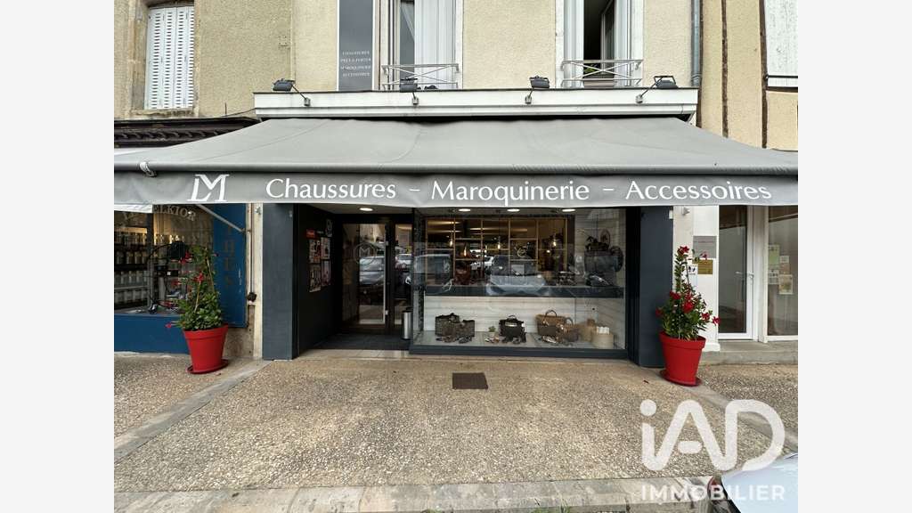 Vente magasin chaussure cuir à Saint-Céré