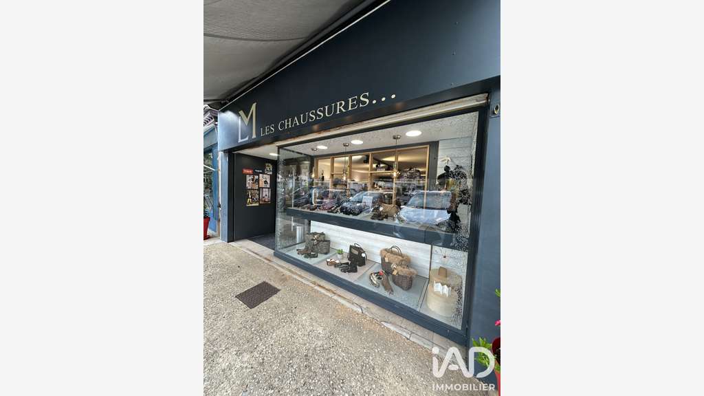 Vente magasin chaussure cuir à Saint-Céré