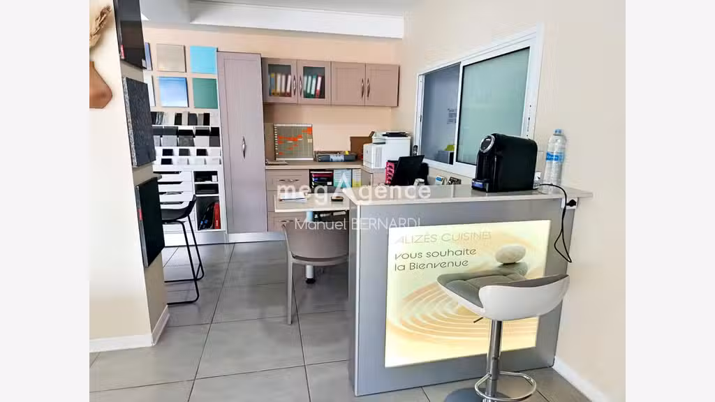 AV FDC aménagement intérieur / mesure Baie Mahault