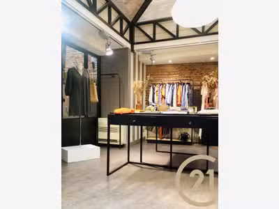 Vente FDC prêt-à-porter haut de gamme à Albi