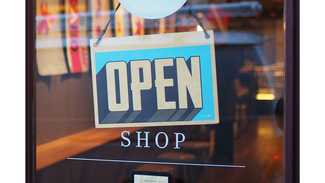 AV FDC articles habillement centre ville Vaucluse