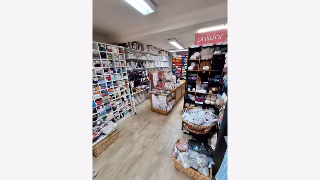 Cession mercerie, Laines, Bonneterie, Confection.