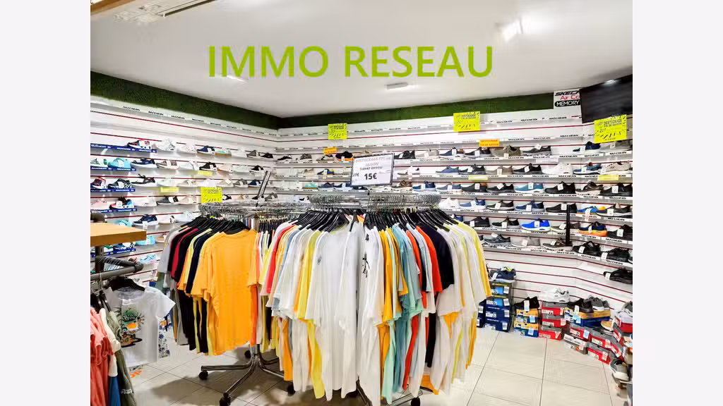 Vente FDC prêt à porter à la Barre-de-Monts