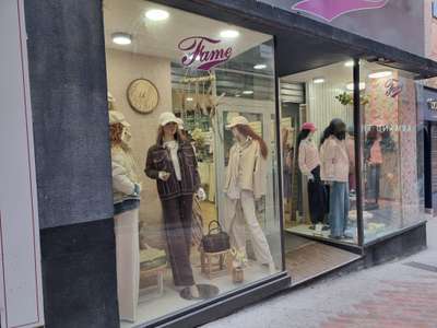 Vente magasin prêt-à-porter à Manosque empl N°1