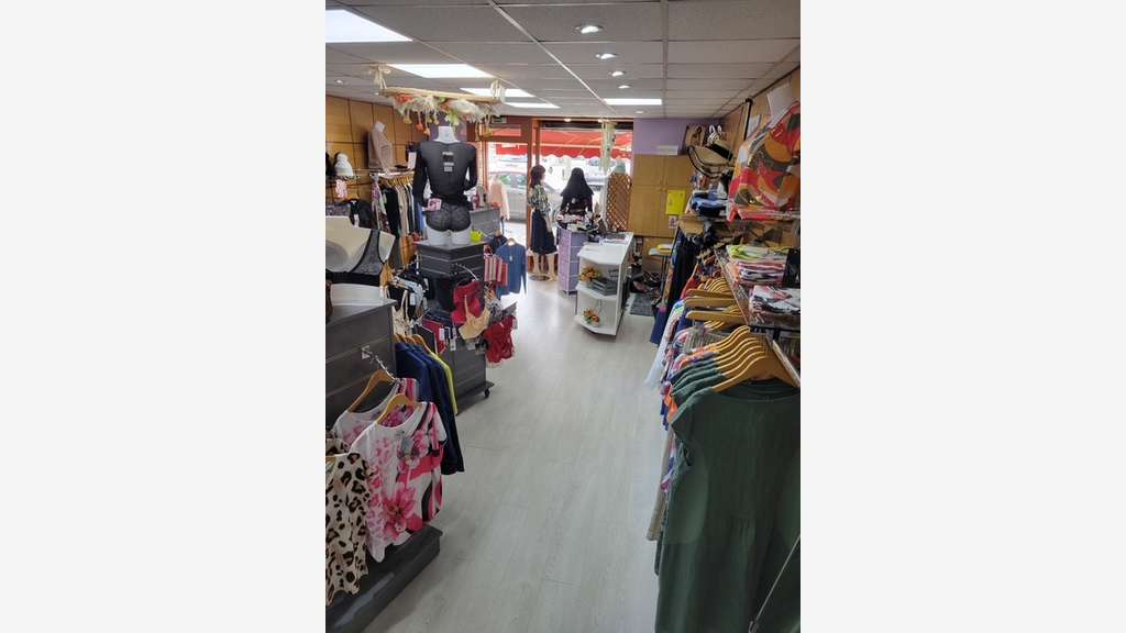 Vente boutique de Prêt-à-porter à Mirande