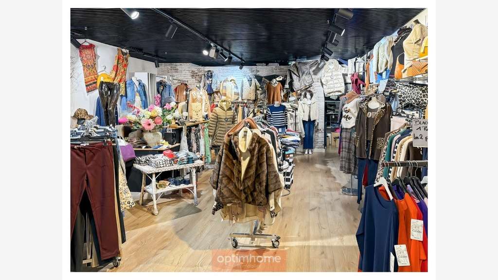 Vente FDC prêt-à-porter bonne réputation à Senlis 