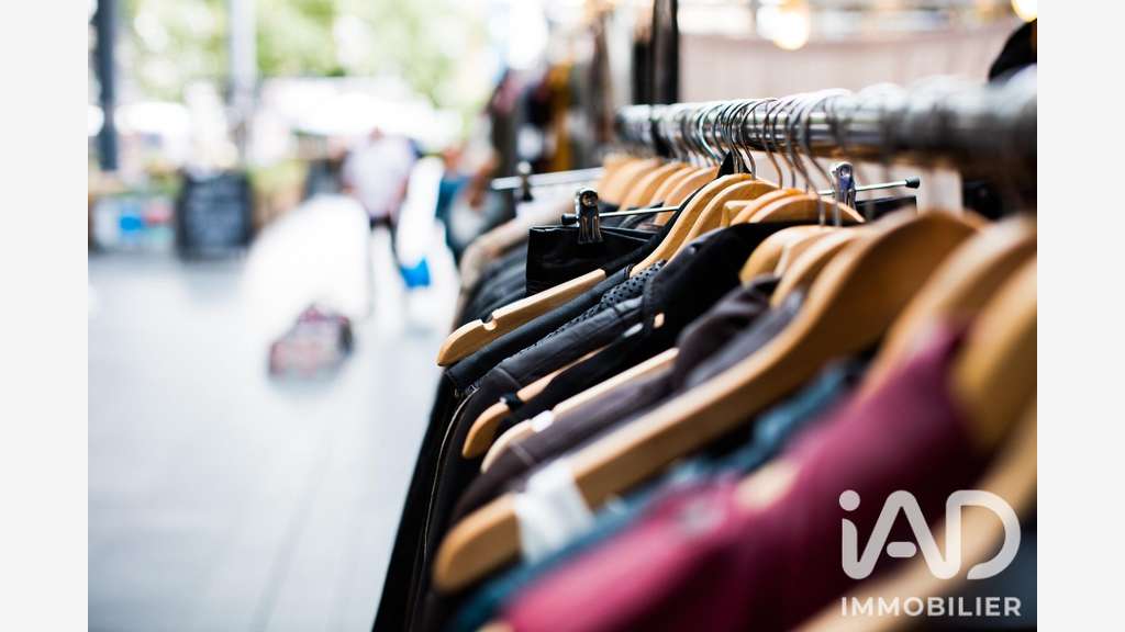 Vente magasin de vêtements proche de Lohéac