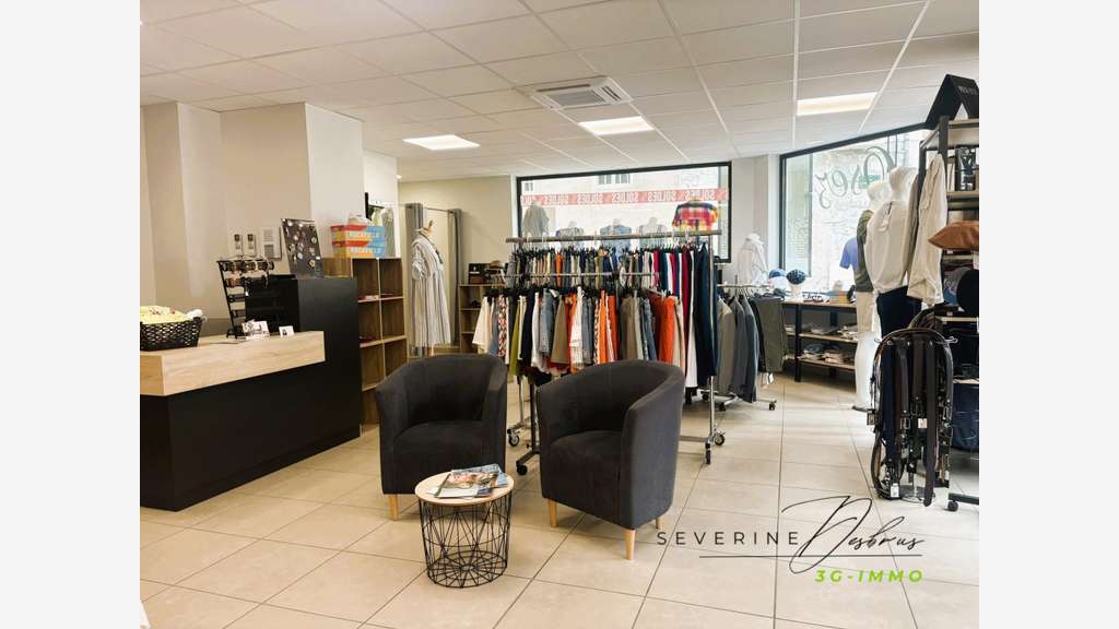 Vente FDC Prêt à porter en centre ville de Vinay