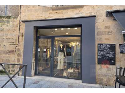 Vente Habillement - Textile à Brive-la-Gaillarde