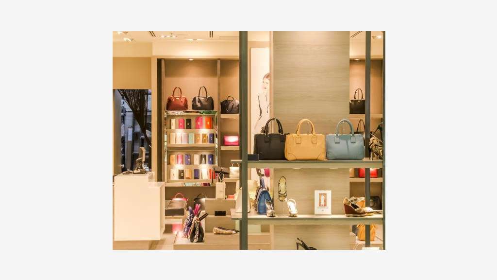 Vente FDC vêtements et accessoires femme Calvados