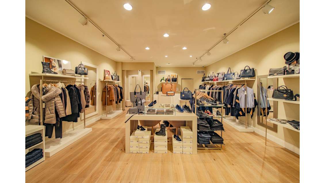 Vente magasin de vêtement et accessoires Furiani