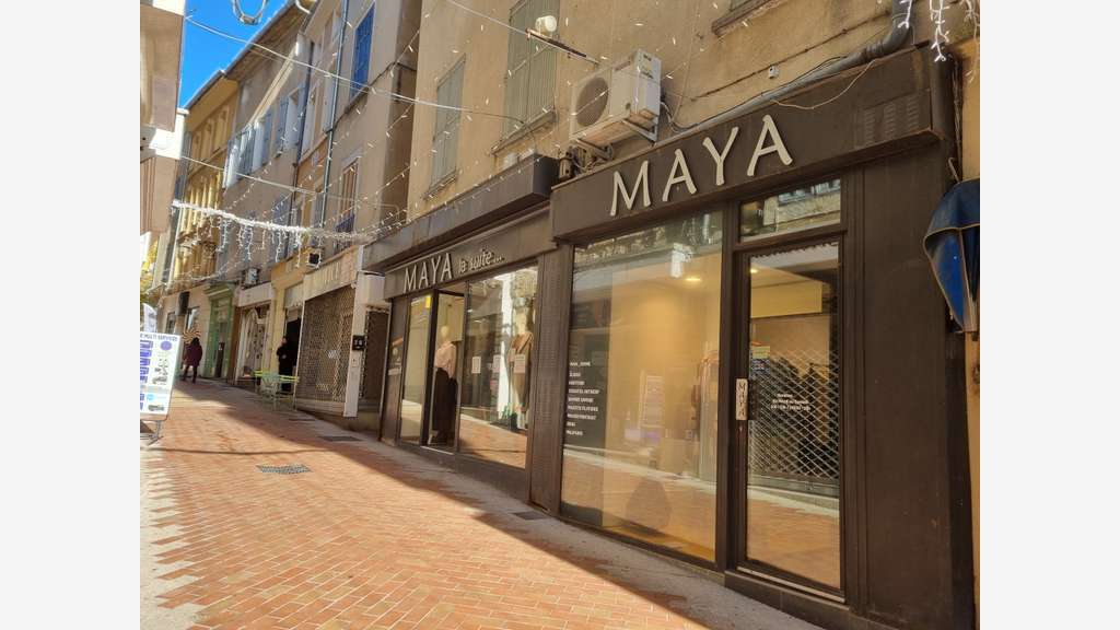 Vente fonds de commerce prêt à porter à Manosque